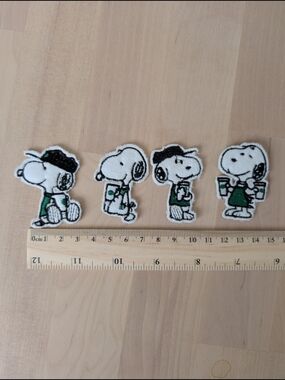 Snoopy Patch Set Embroidered, Great For Tote Bags Or Denim JacketsPeel & stick o